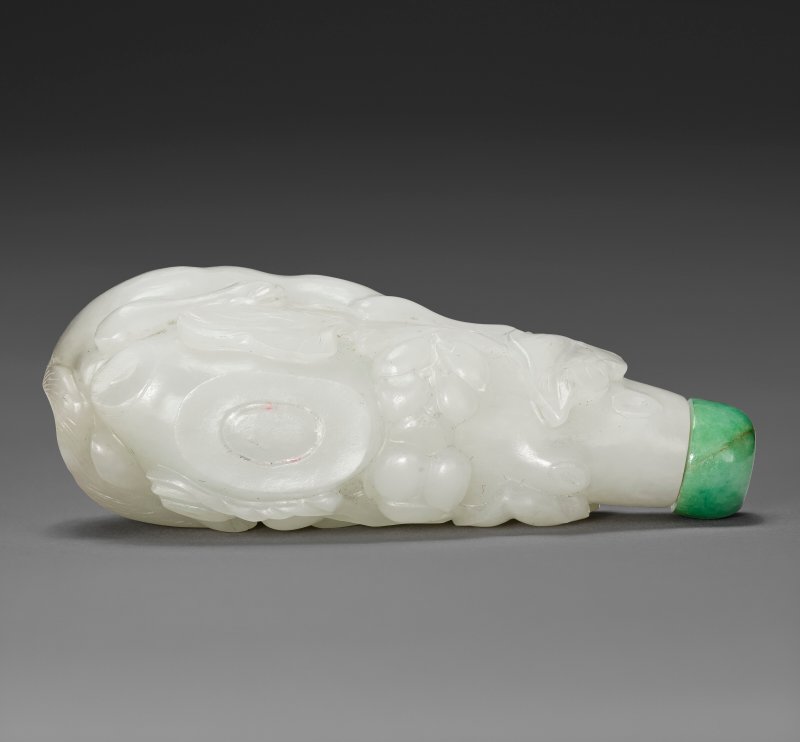 1730-1850年 白玉松鼠葡萄鼻煙壺  1730-1850 - 图3