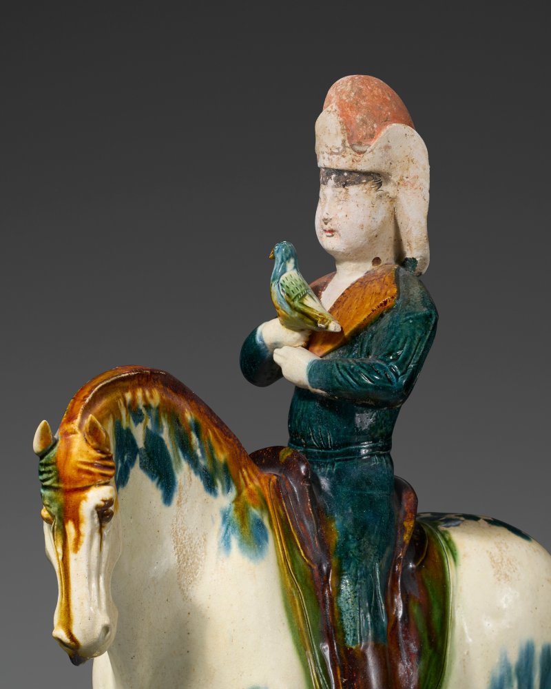 唐 三彩加藍騎馬俑一對  TANG DYNASTY (AD 618-907) - 图2