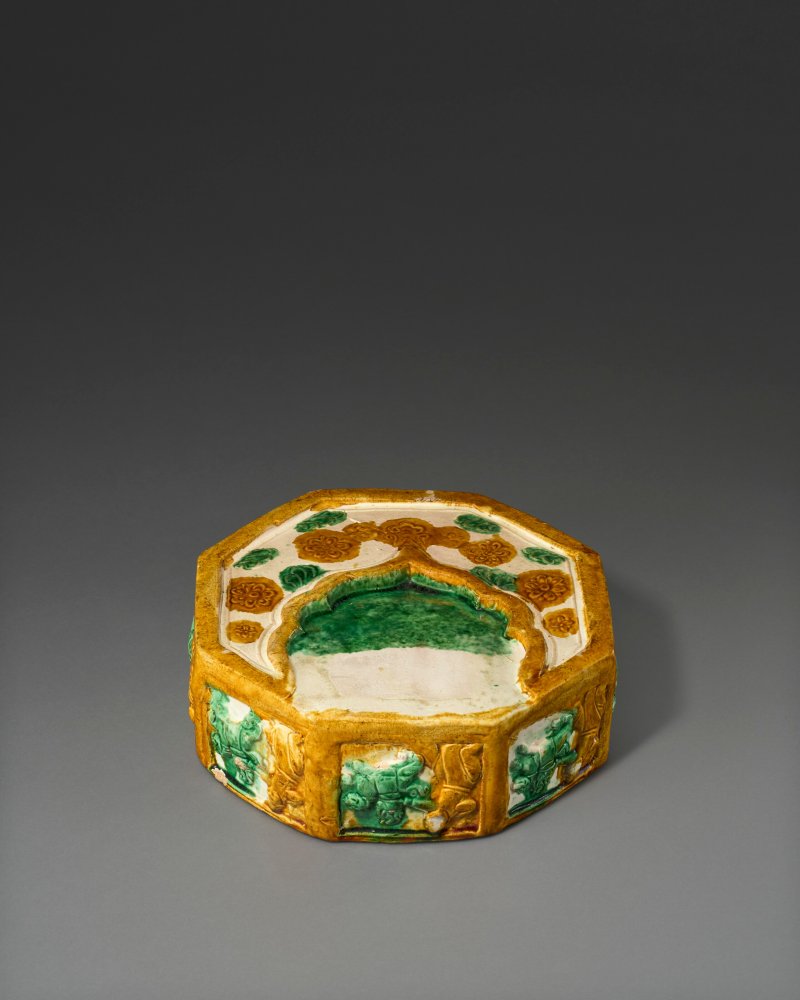 遼 三彩八方硯  LIAO DYNASTY (AD 916-1125)