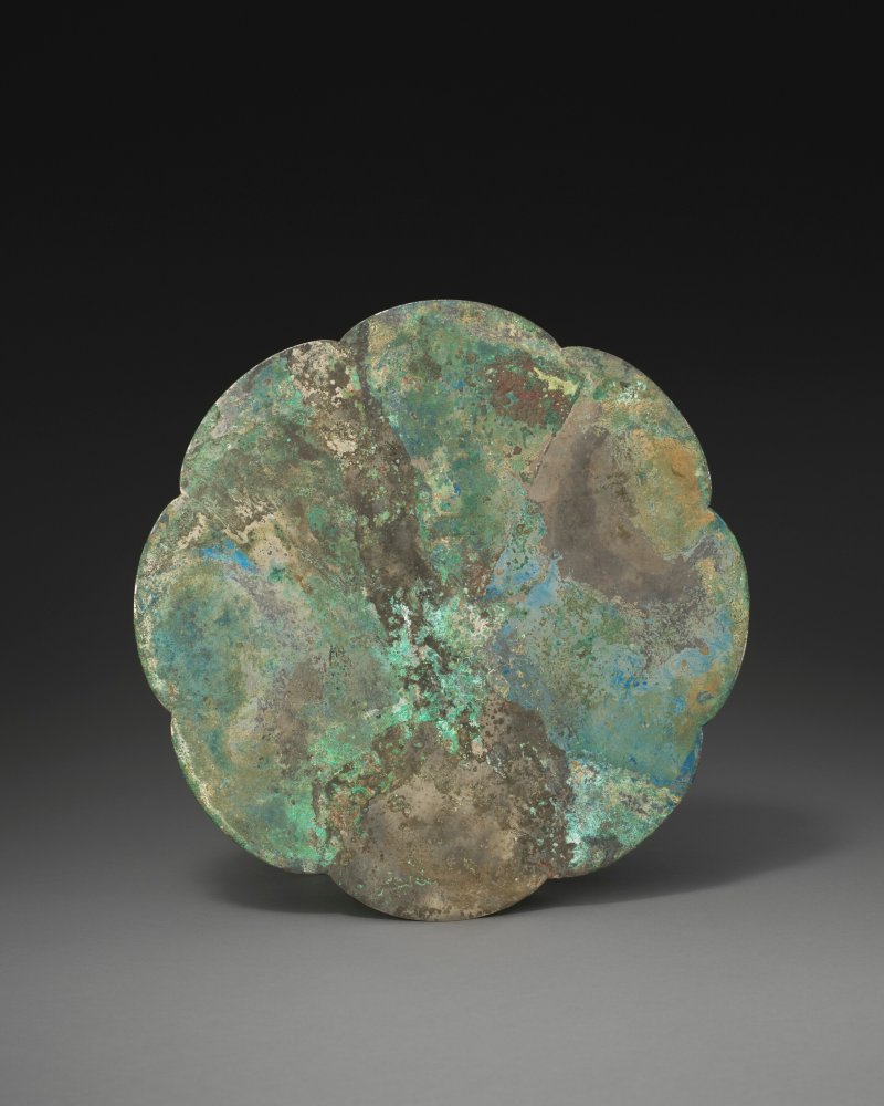 唐 銅鎏銀鴛鴦並蒂葵花式鏡  TANG DYNASTY (AD 618-907) - 图2