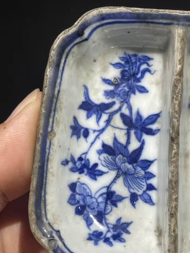 清青花花卉纹隔洗 - 图2