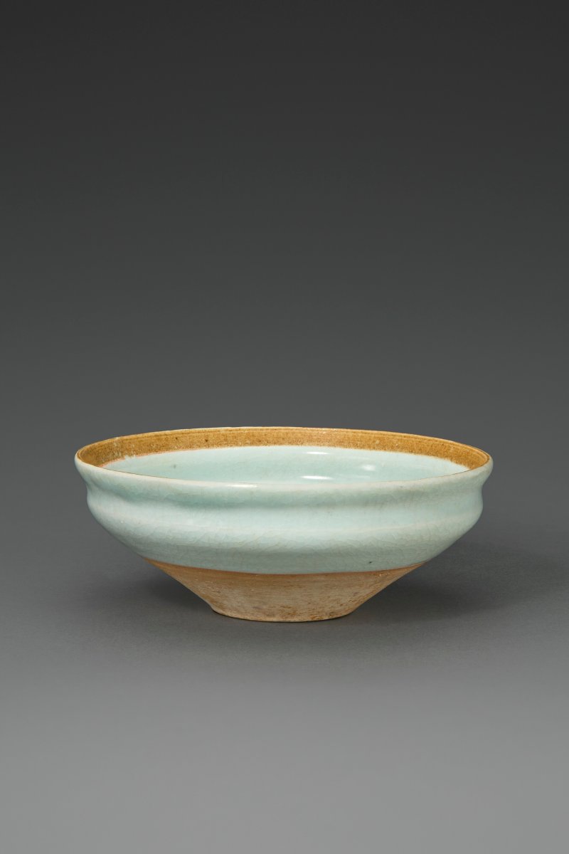 宋 白舍窯青白釉劃月影梅紋盞  SONG DYNASTY (AD 960-1279) - 图2