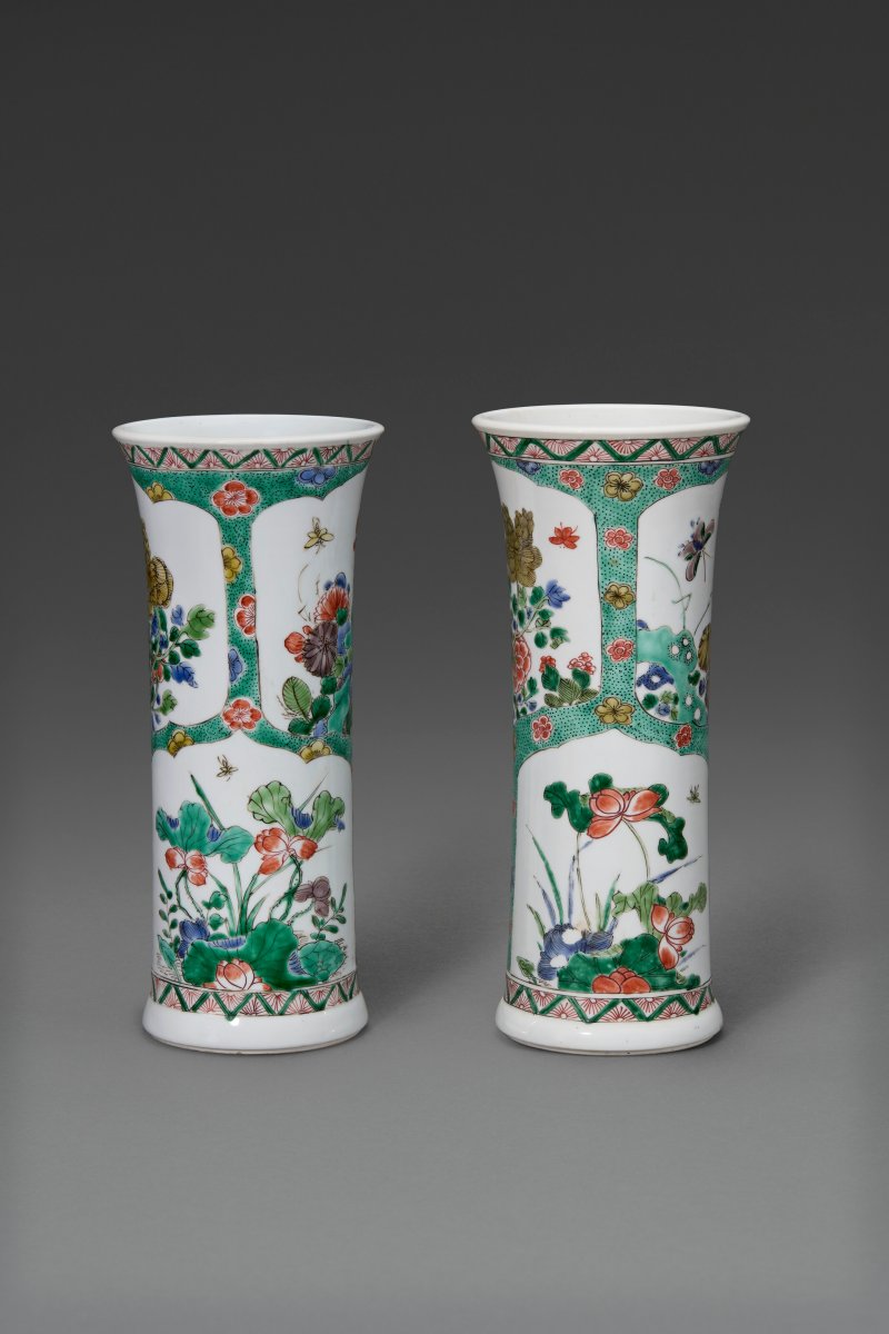 清康熙 五彩花卉紋花觚一對  KANGXI PERIOD (1662-1722) - 图4