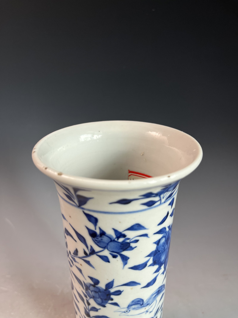 清晚 青花细路花鸟纹桶瓶 - 图4