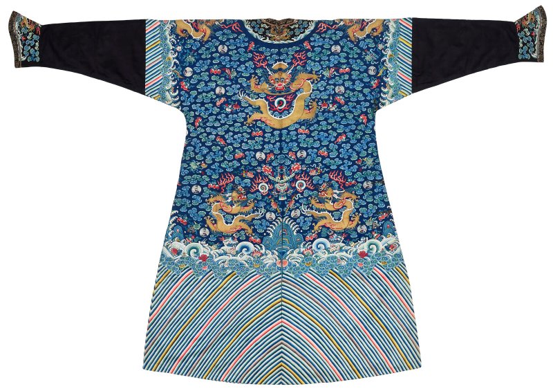 清光緒 藍地繡雲龍紋蟒袍  GUANGXU PERIOD (1875-1908) - 图2