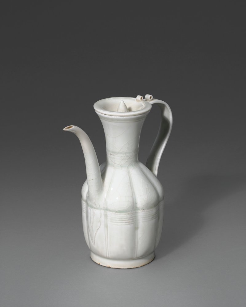 宋 十一至十二世紀 青白釉帶蓋執壺  SONG DYNASTY, 11TH-12TH CENTURY
