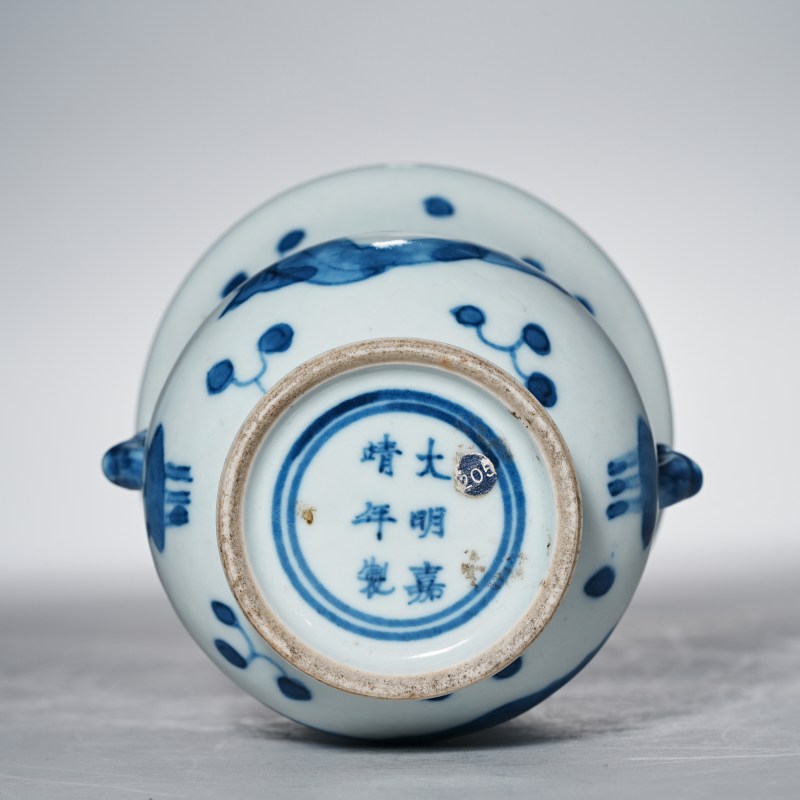 清晚期 青花鱼藻纹花囊 - 图6