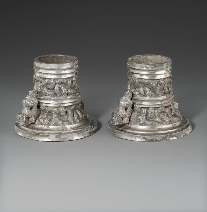 戰國 公元前五至四世紀 鎏金銅彩繪軎轄一對  WARRING STATES PERIOD, 5TH-4TH CENTURY BC - 图2