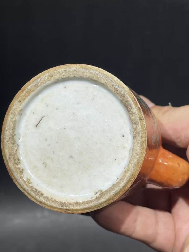 清珊瑚红釉粉彩花卉纹壶 - 图6