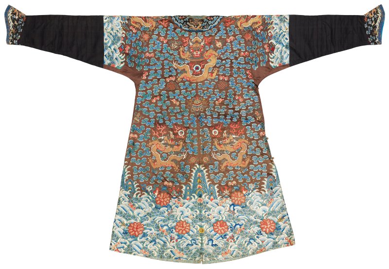 清光緒 醬地繡金龍紋蟒袍  GUANGXU PERIOD (1875-1908) - 图2
