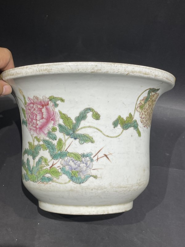 清 粉彩花卉纹花盆 - 图2