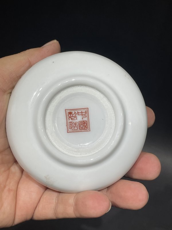 民国 粉彩百财纹印泥盒 - 图5