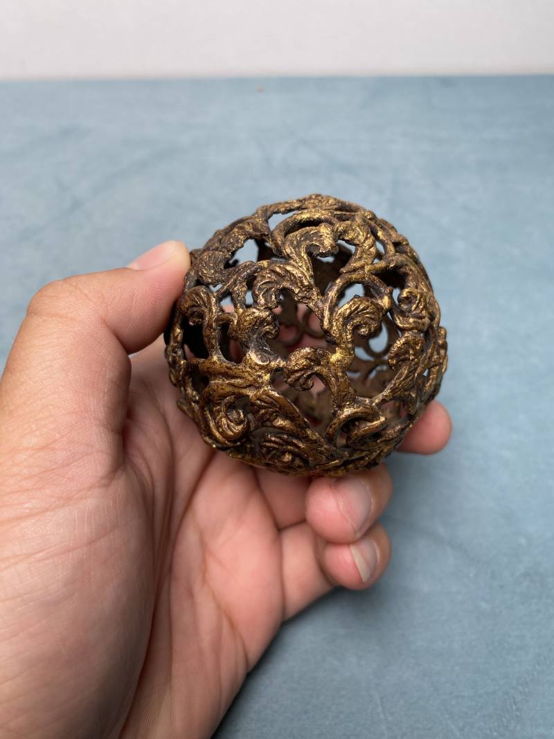 清 铜鎏金狮子戏球摆件 - 图16