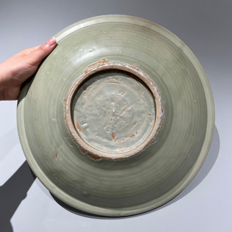 明代 龙泉窑青釉菊瓣纹盘 - 图8