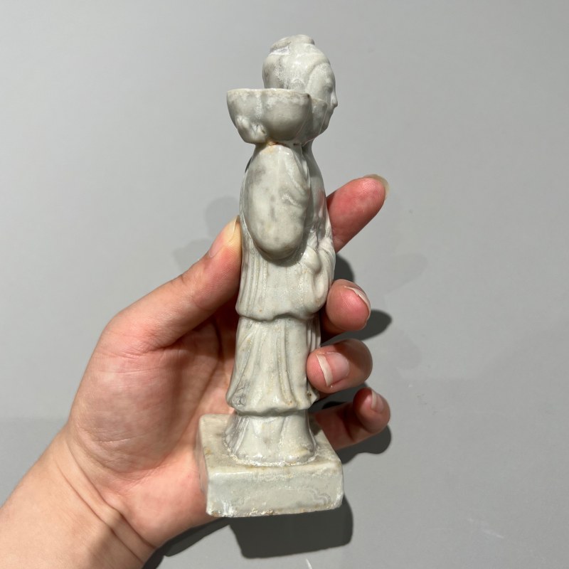 明代 青白釉仕女塑像一对 - 图12