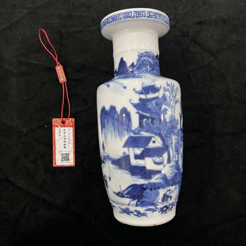 清 青花亭台楼阁山水人物纹棒槌瓶 - 图2