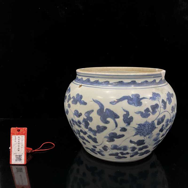 清早期 青花缠枝花卉纹粥罐 - 图2