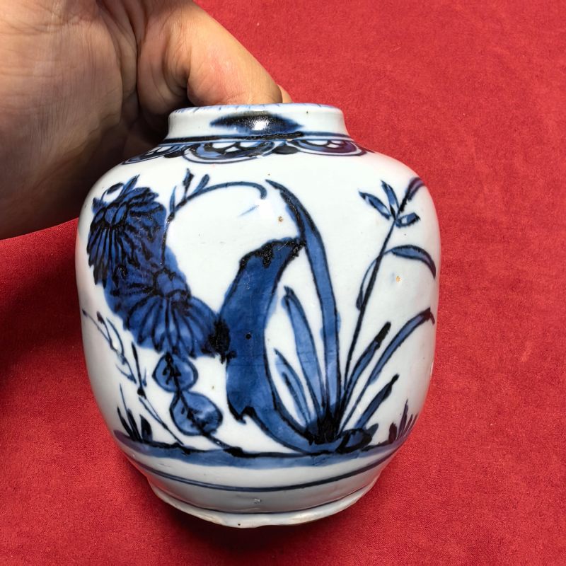 明晚期 青花花草纹罐 - 图9