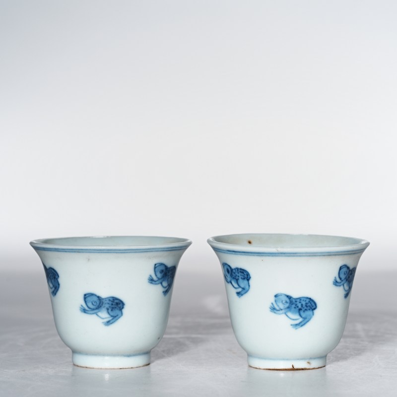 明晚期 青花青蛙杯两只 - 图3