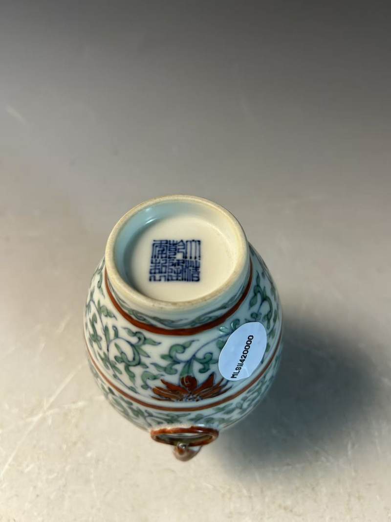 清 斗彩象耳尊 - 图5