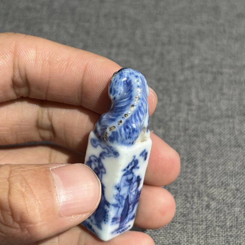 清中期青花人物印章一对 - 图7