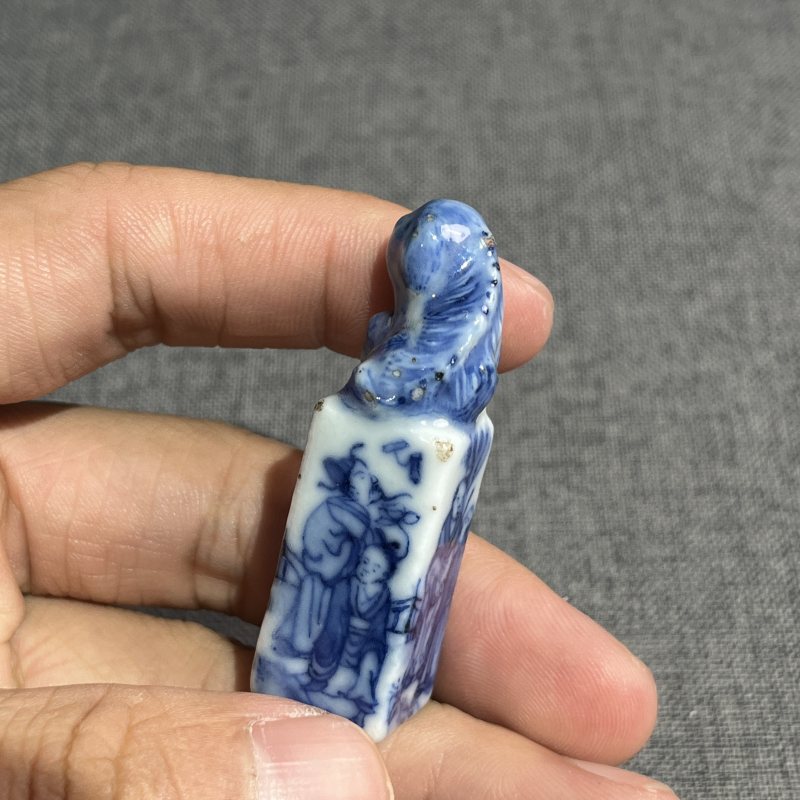 清中期青花人物印章一对 - 图13
