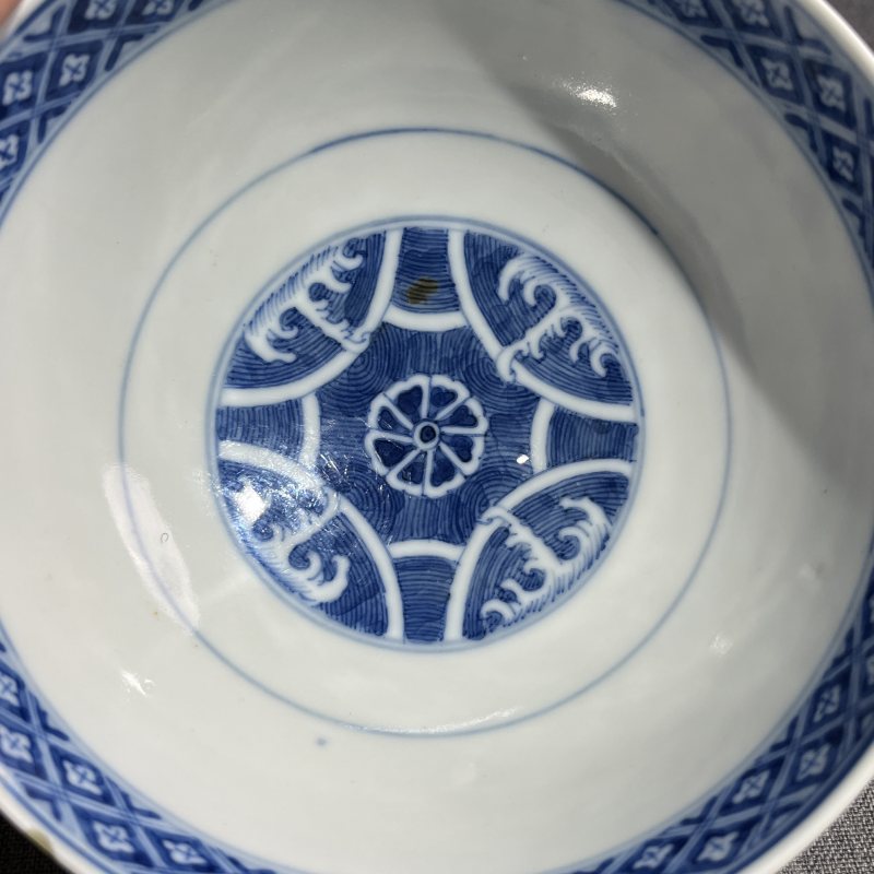 清光绪青花云鹤八卦纹碗 - 图7
