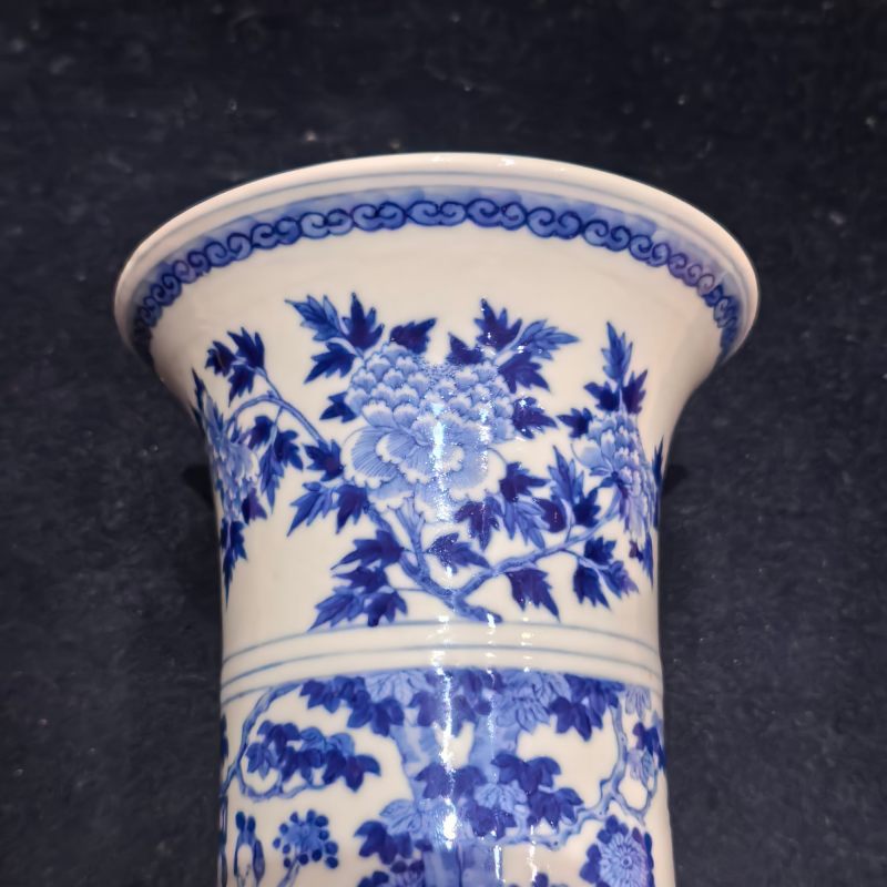 清晚期 青花教子图花觚 - 图7