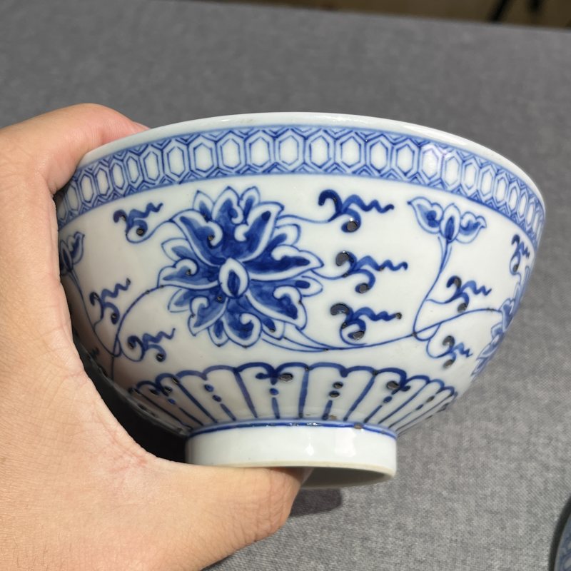 清光绪青花缠枝莲纹碗一对 - 图6