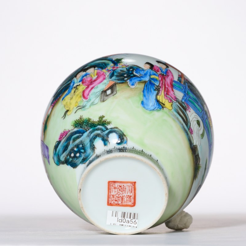 民国 粉彩庭院仕女鱼篓尊 - 图4