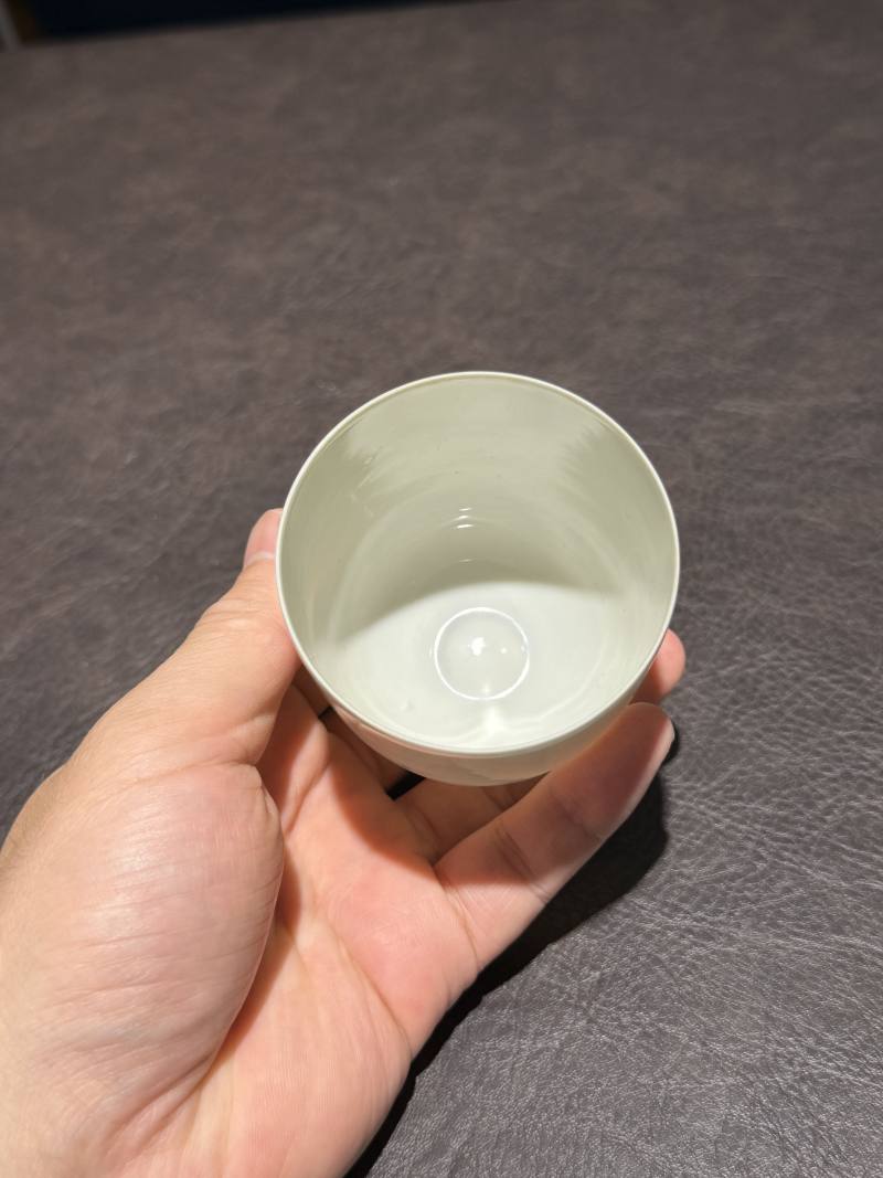 18世纪 白釉蛋壳铃杯 - 图4