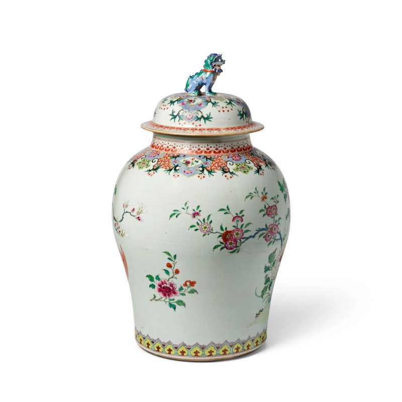 清乾隆 粉彩牡丹鳳紋蓋瓶 | A FAMILLE-ROSE 'PHOENIX' BALUSTER JAR AND COVER - 图7