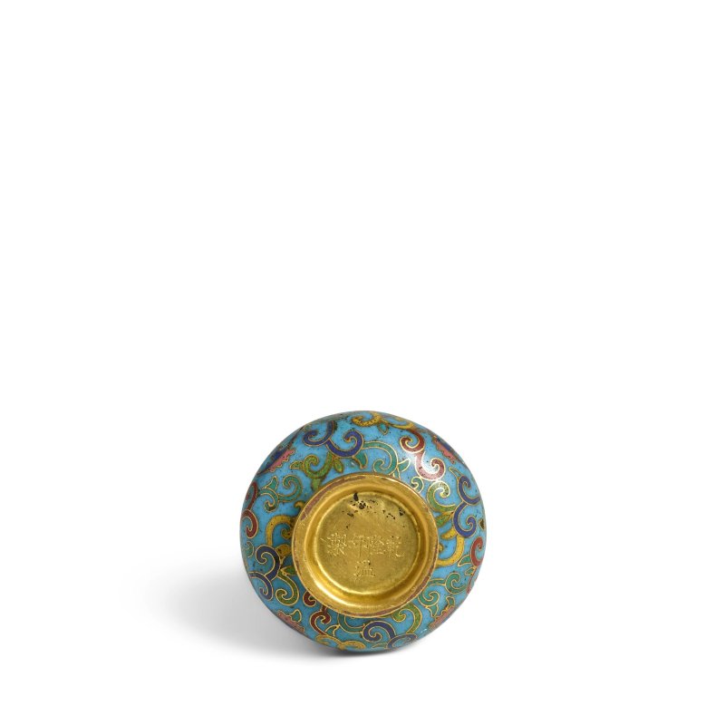 掐絲琺琅纏枝蓮紋爐瓶盒香具三式 | A THREE-PIECE CLOISONNÉ ENAMEL 'LOTUS' INCENSE SET - 图6
