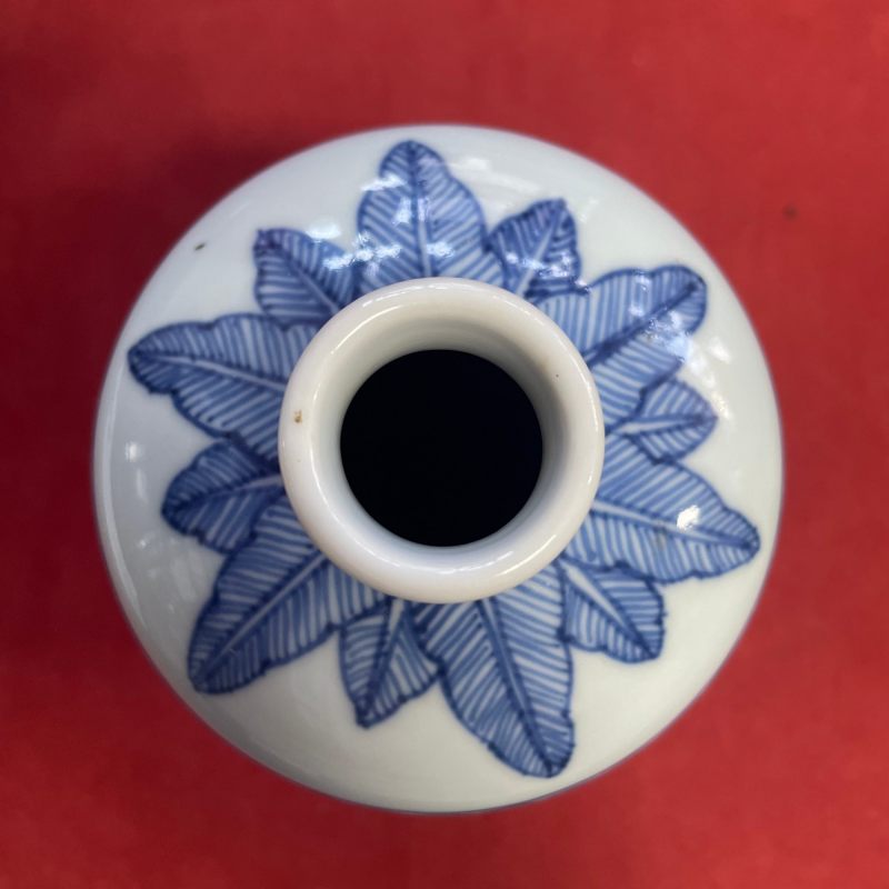 清雍正 青花釉里红三多纹梅瓶 - 图8