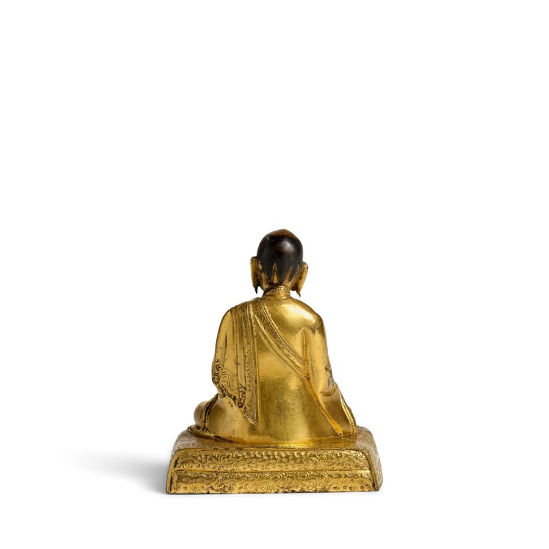 十八世紀 漢藏鎏金銅喇嘛坐像 | A SINO-TIBETAN GILT-BRONZE FIGURE OF A LAMA - 图8
