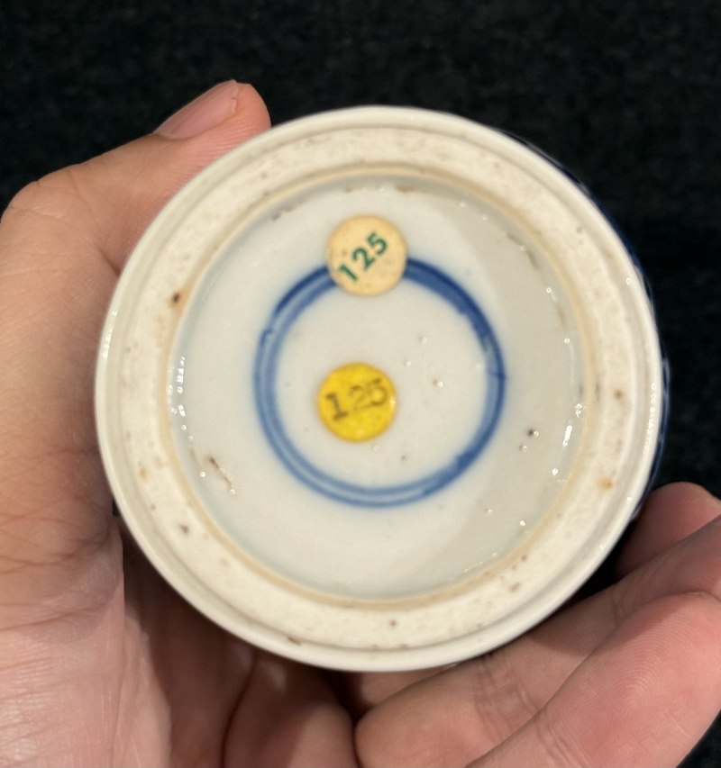清康熙 青花花卉紋圖小瓶 - 图7