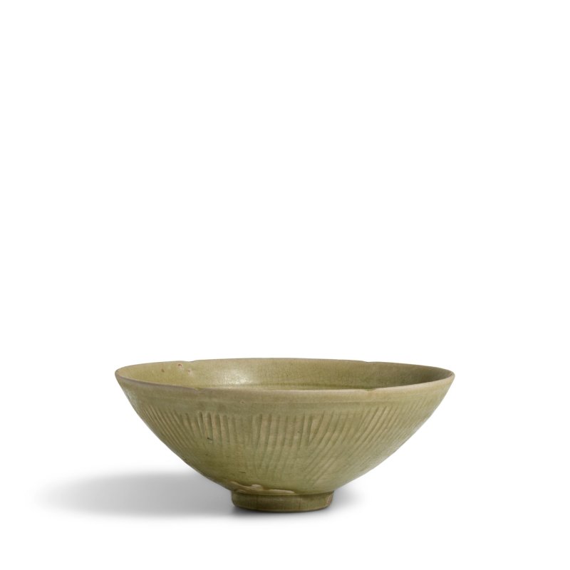 宋 龍泉青瓷刻花葵口碗 | A CARVED LONGQUAN CELADON 'FOLIATE' BOWL - 图6