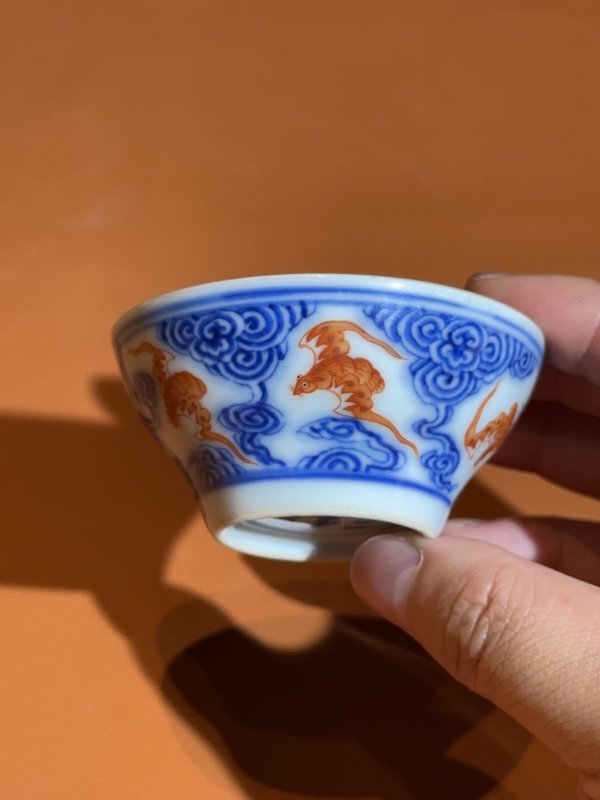 民国 青花矾红洪福齐天纹马蹄杯一对 - 图3