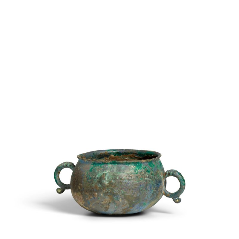 春秋/戰國 青銅龍耳雙繋鉌 | AN ARCHAIC BRONZE OVAL CUP WITH CHILONG HANDLES, HE - 图6