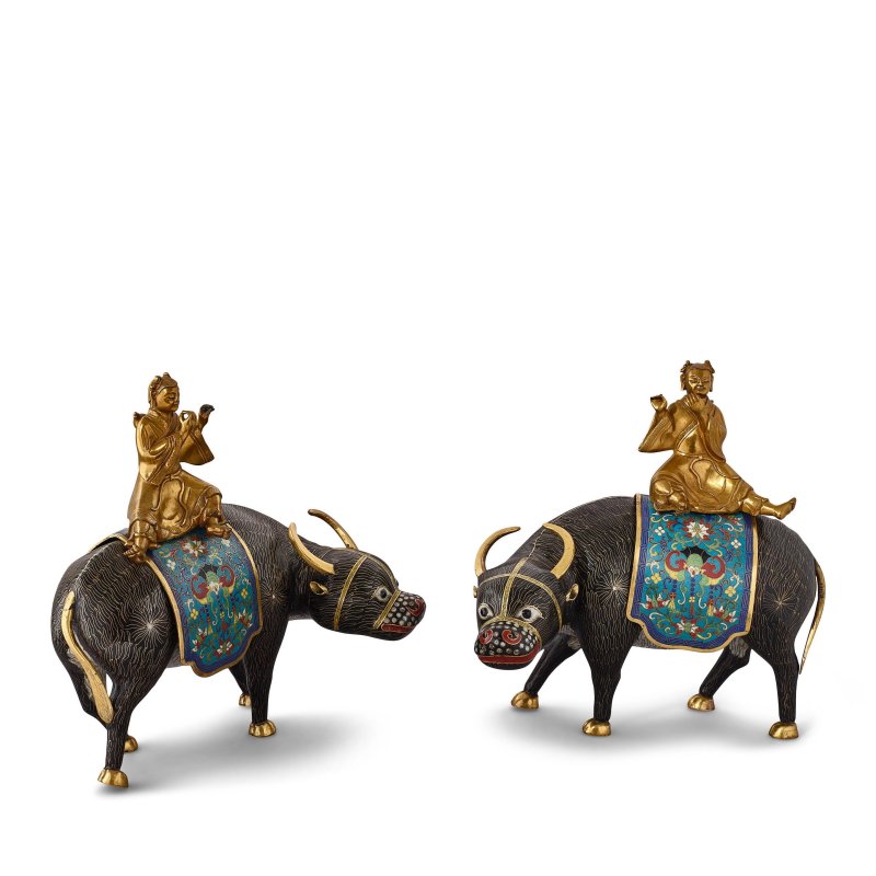 十九世紀 掐絲琺琅牧童水牛擺件成對 | A PAIR OF CLOISONNÉ ENAMEL WATER BUFFALOES AND ATTENDANTS - 图5