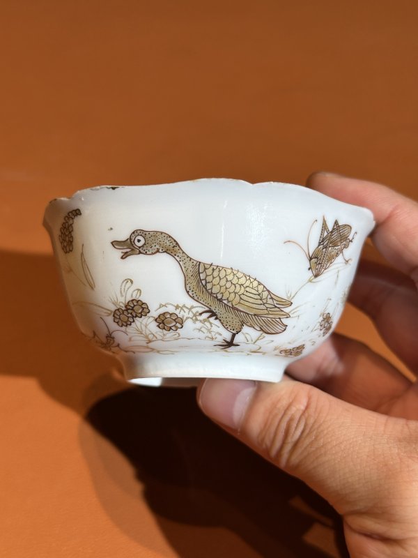 清雍正 金彩飞鸣食宿茶杯 - 图3