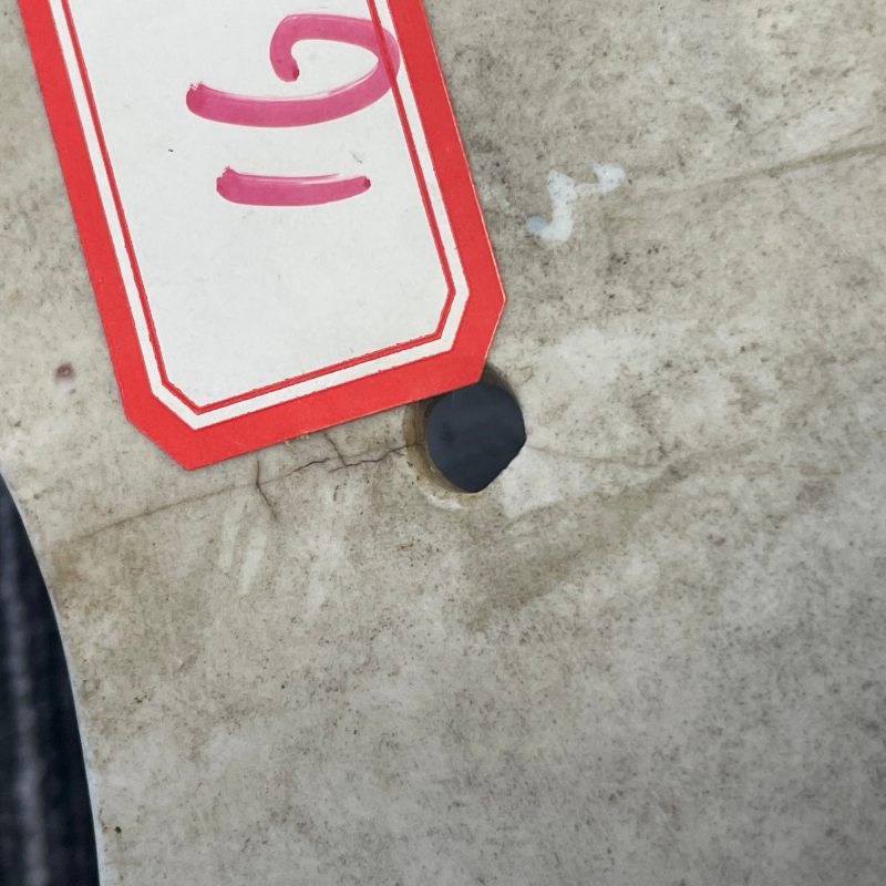 清晚期 素三彩寿桃纹花篮形壁瓶一对 - 图23