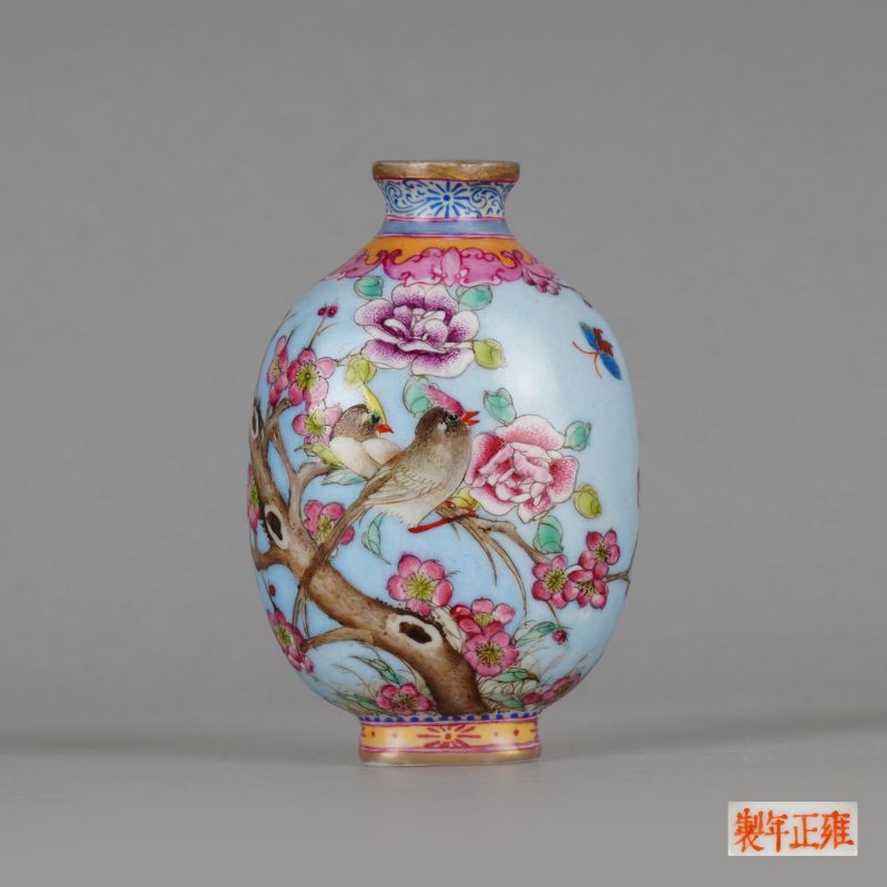 二十世纪 珐琅彩鼻烟壶
