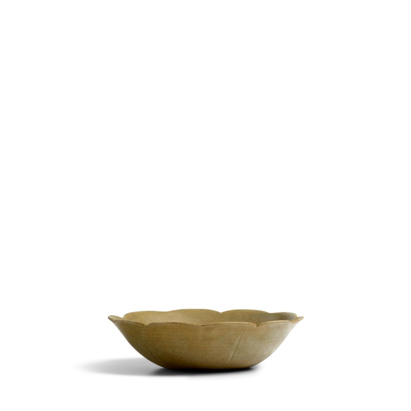 五代 越窯青瓷花口碗 | A YUE CELADON PETAL-LOBED SHALLOW BOWL - 图5