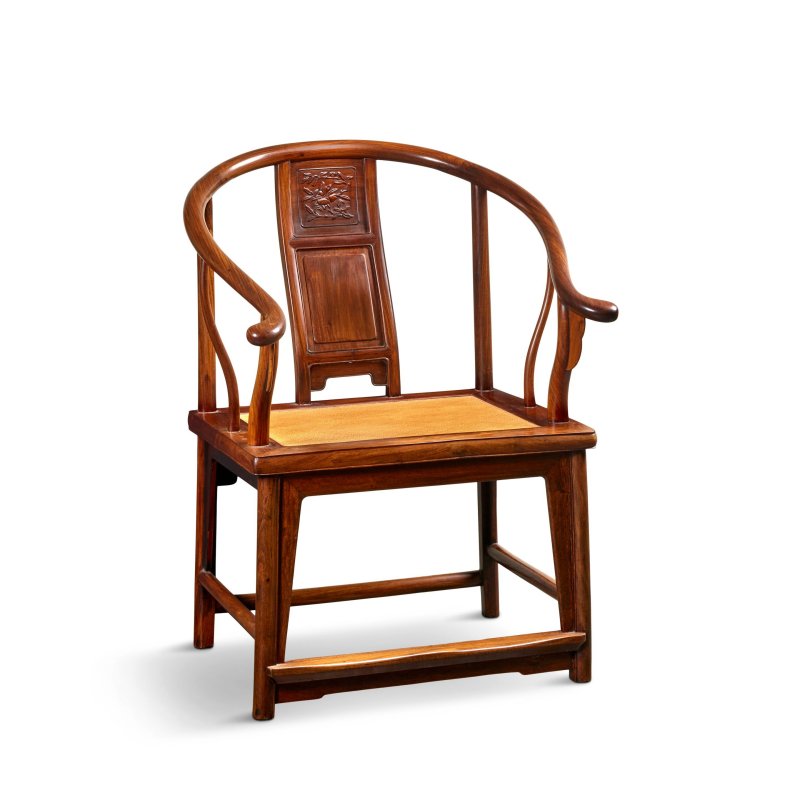 十八世紀 黃花梨圈椅 | AN IMPOSING HUANGHUALI HORSESHOE ARMCHAIR, QUANYI - 图1
