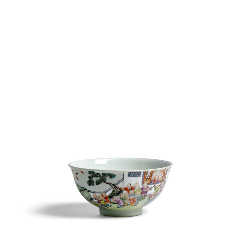 清嘉慶 「大清嘉慶年製」 紅款 粉彩百子圖碗 | A FAMILLE-ROSE 'HUNDRED BOYS' BOWL - 图3