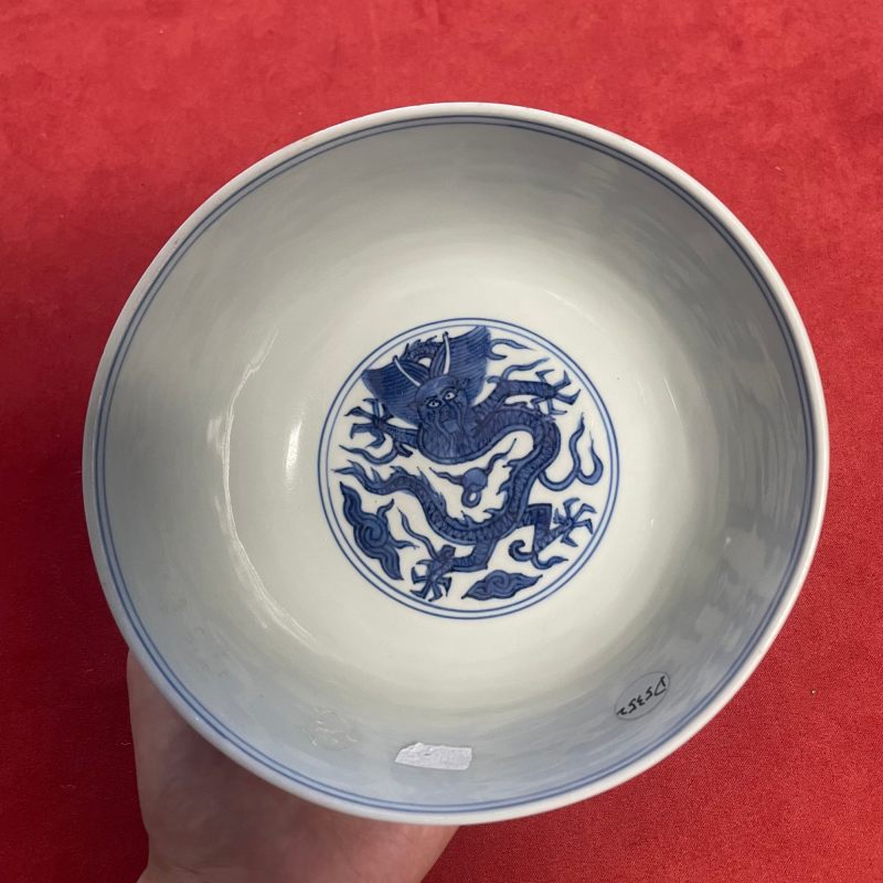 明万历 青花山海经瑞兽纹碗 - 图10