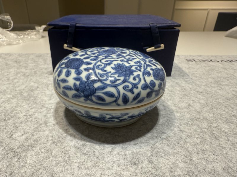 明萬歷 青花花卉紋印盒 - 图2