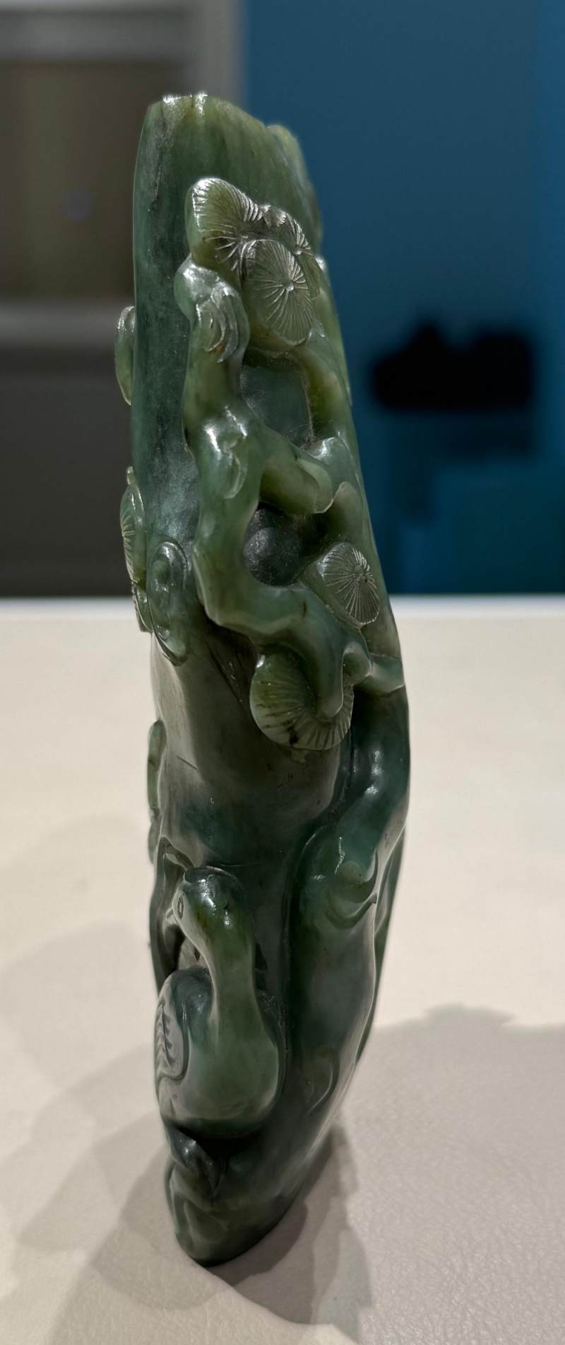 清 碧玉松竹梅花插 - 图5