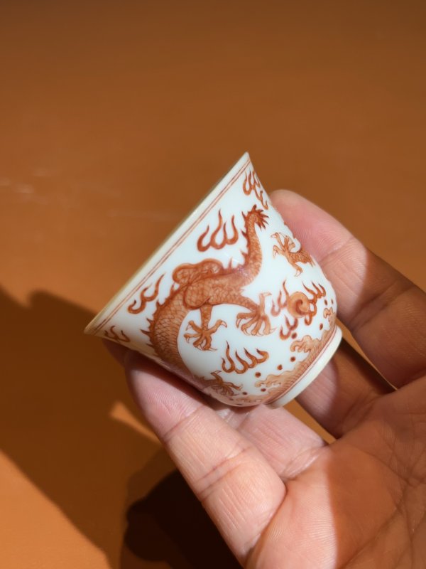 清光绪 矾红云龙纹杯 - 图3